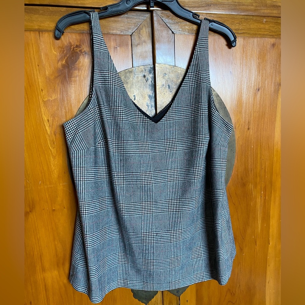 Banana Republic Plaid V-Neck wool , fully lined Women's Top black/grey/white/red